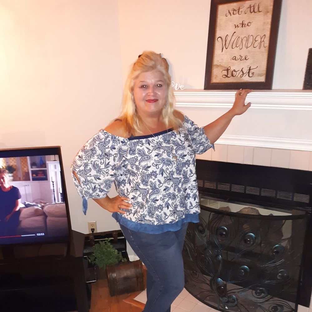Meet your Posher, Leah